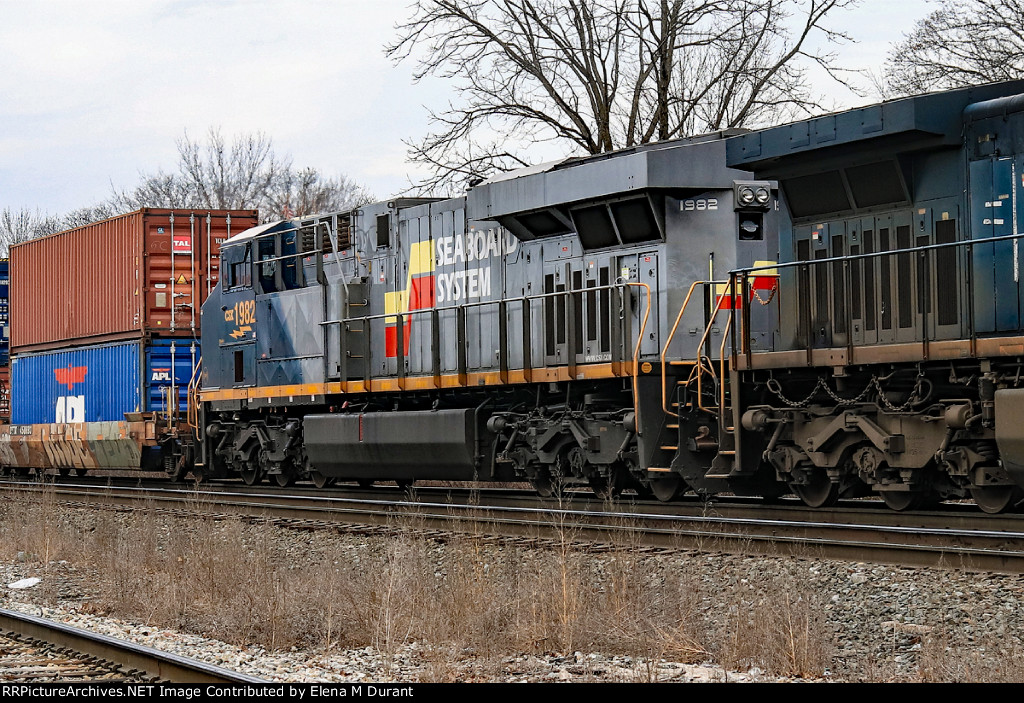 CSX 1982 on I-168